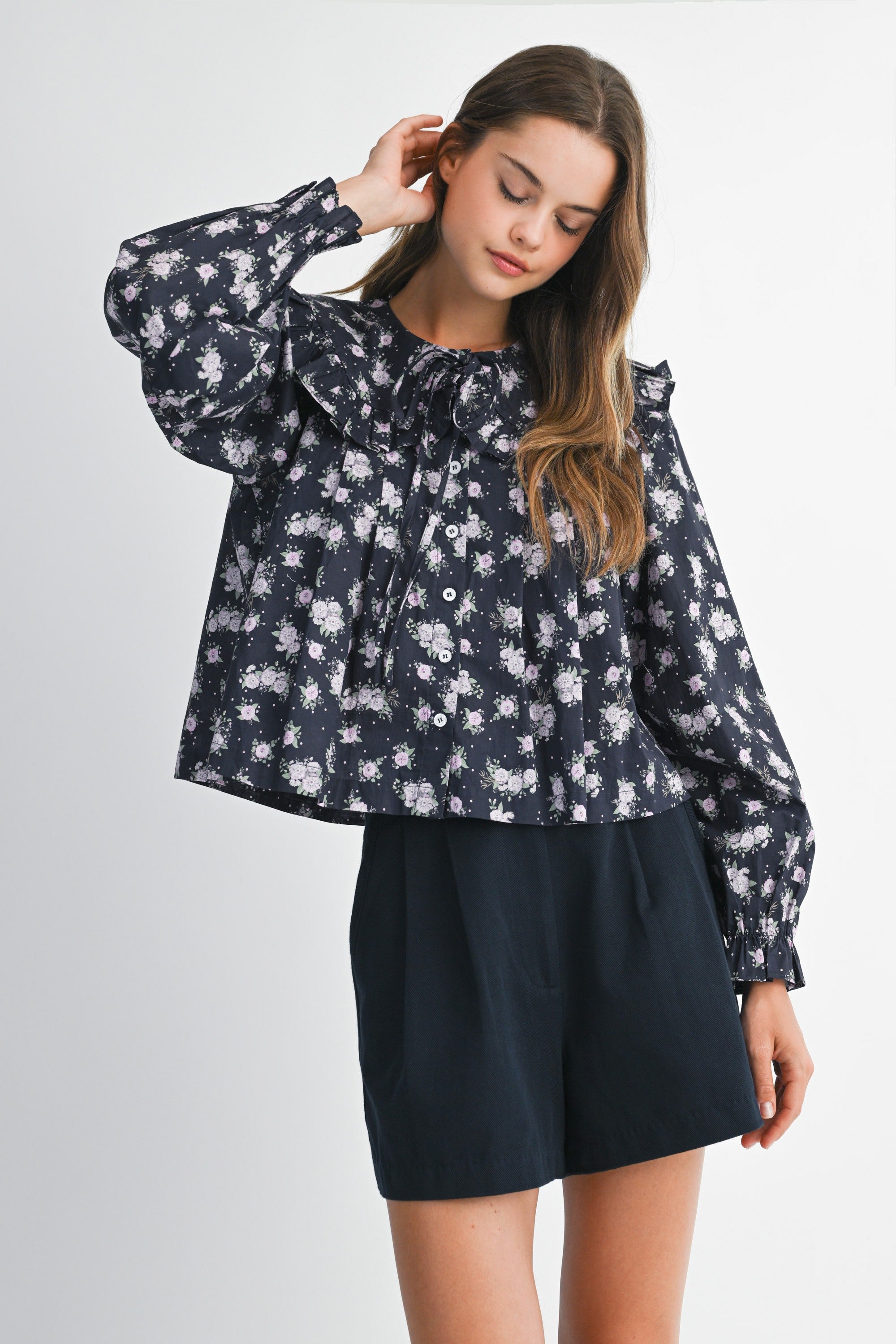 Floral Peter Pan Collar Blouse