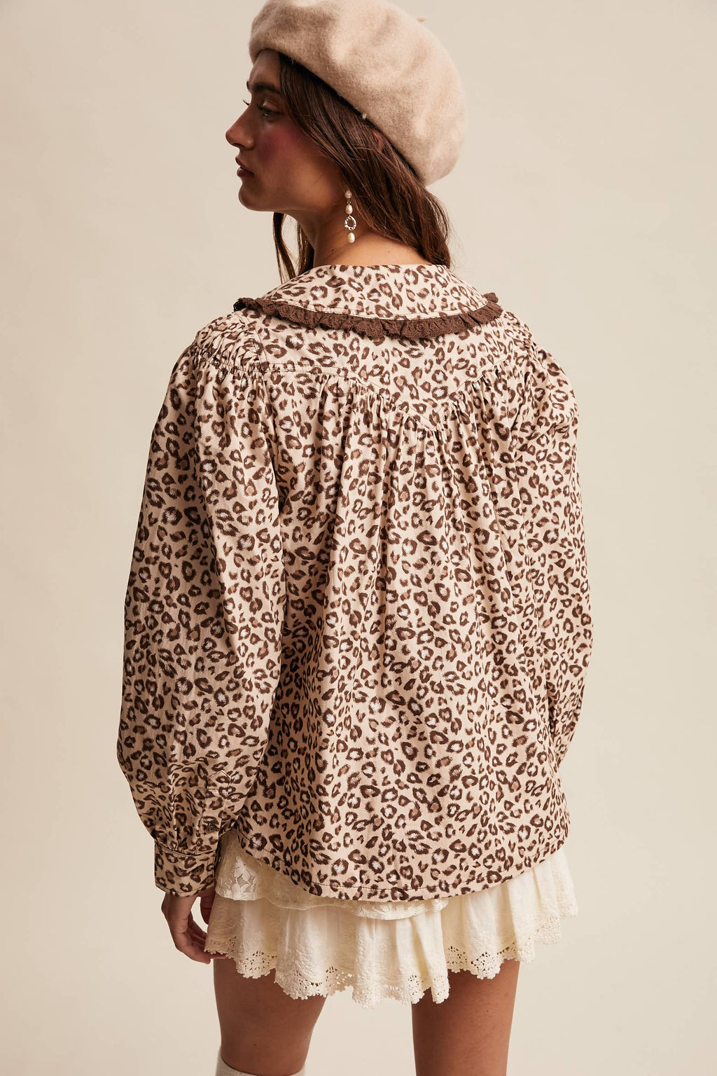 Ruffle Collar Button Blouse