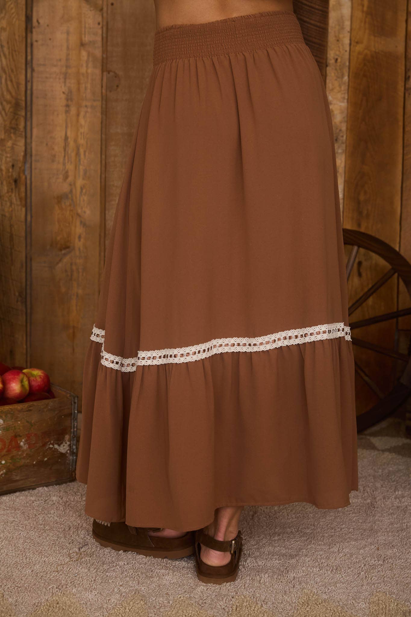 Contrast Lace Trim Midi Skirt